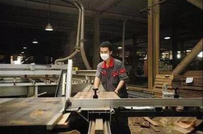 創建出口家具質量安全示范區 水漆為木材質量保駕護航